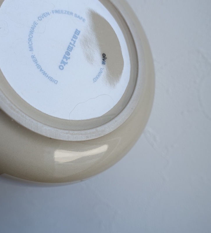 ���̲��ۥޥ��å� marimekko UNIKKO �ܥ��� 500ml �ƥ�ߥۥ磻��   (wa87-2603-24)��01F62��