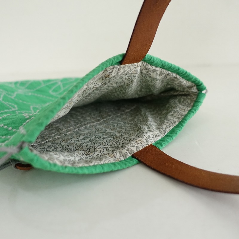 mina perhonen（ミナペルホネン）pear bag （frill）