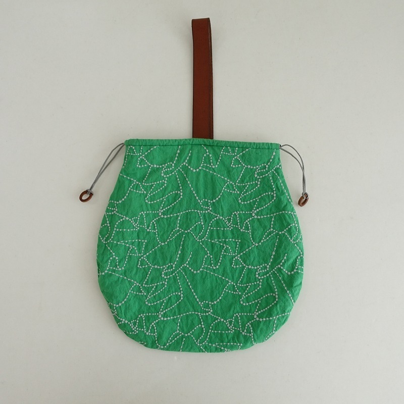 mina perhonen（ミナペルホネン）pear bag （frill）