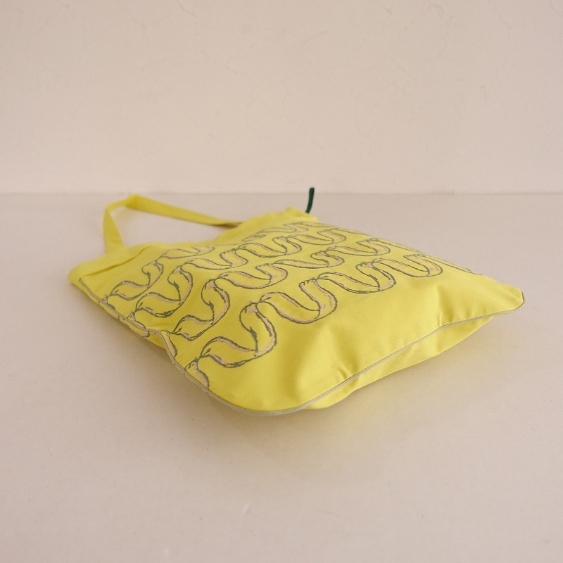 ミナペルホネン　ribbon bird 巾着バッグ yellow mina perhonen ribbon bird(リボンバード) 巾着バック(小