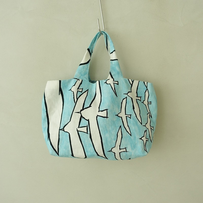 mina perhonen パニーニバッグ　wataridori ブルー レディース mina perhonen パニーニバッグ wataridori ブルー