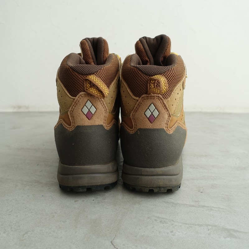 ���٥� mont bell �ȥ�å��󥰥��塼�� JPN24.5/US-W7.5/24.5  JPN24.5/US-W7.5 (sh10-2601-4)��62A62��