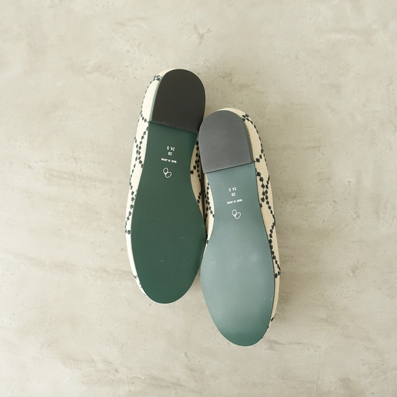 ��2024SS/̤����/���2.5���ۥߥʥڥ�ۥͥ� mina perhonen tambourine aurinko ����åݥ󥷥塼�� 39/24.5/24.5  39/24.5 (sh10-2608-63)��70I62��