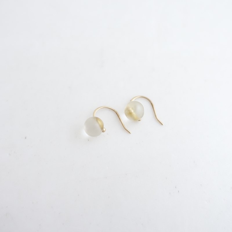 ���ȥꥨ���󥿥� Atelier d��antan NEW DS Glass Beads Hook Pierce   (ac30-2601-152)��42D62��