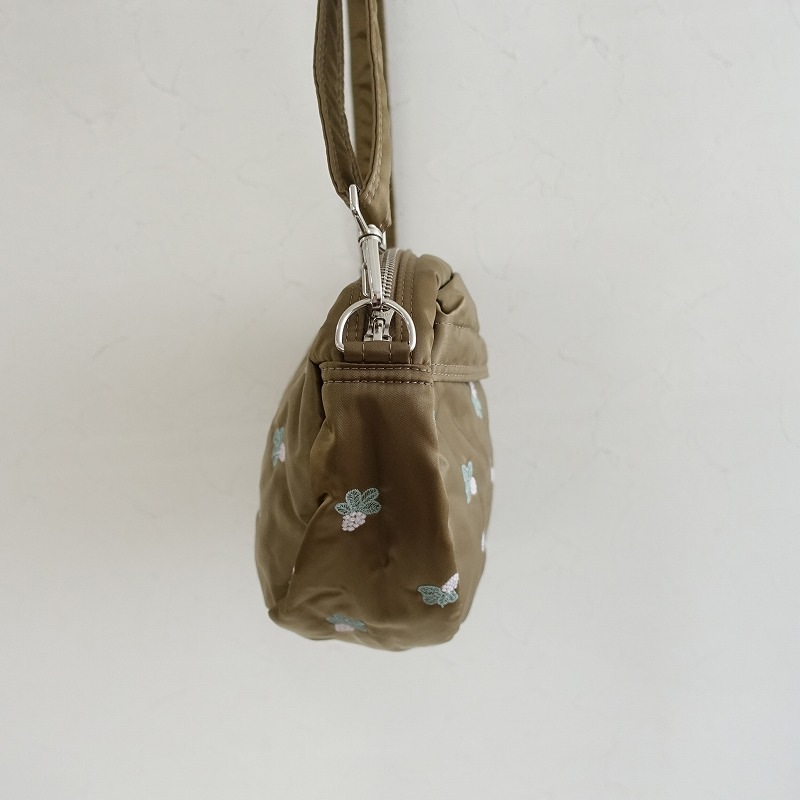 ������/���4.4���ۥݡ������ߥߥʥڥ�ۥͥ� PORTER �� mina perhonen light berry SHOULDERBAG   (ba31-2510-72)��60K52��