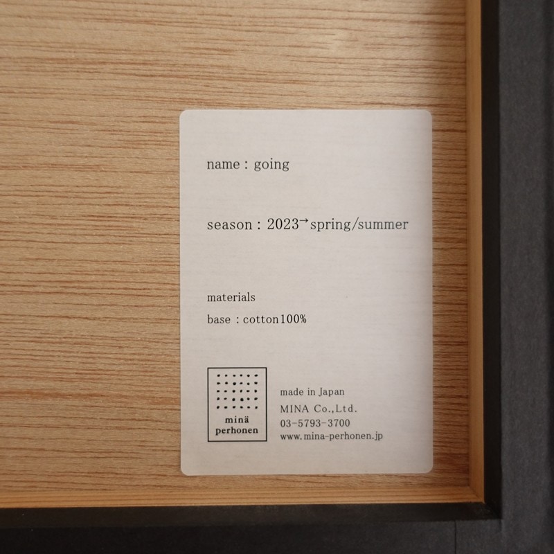 ��2023SS�ۥߥʥڥ�ۥͥ� mina perhonen going �ե��֥�å��ܡ���   (ac30-2510-157)��20L52��