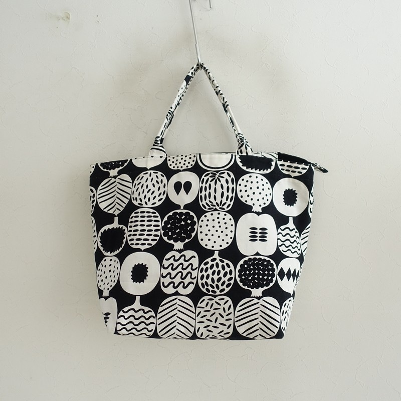 �ޥ��å� marimekko kompotti �ȡ��ȥХå�   (ba7-2606-243)��10H62��