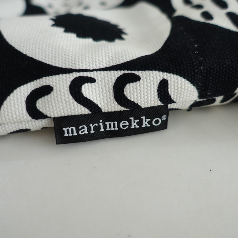 �ޥ��å� marimekko kompotti �ȡ��ȥХå�   (ba7-2606-243)��10H62��