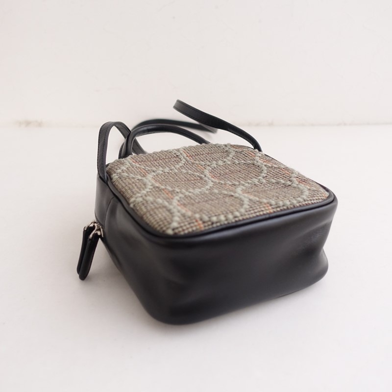 �����ʡ�2025/�崱��Ź��������/�ݡ������ߥߥʥڥ�ۥͥ� PORTER �� mina perhonen siemen bag tambourine   (ba31-2601-37)��61D62��