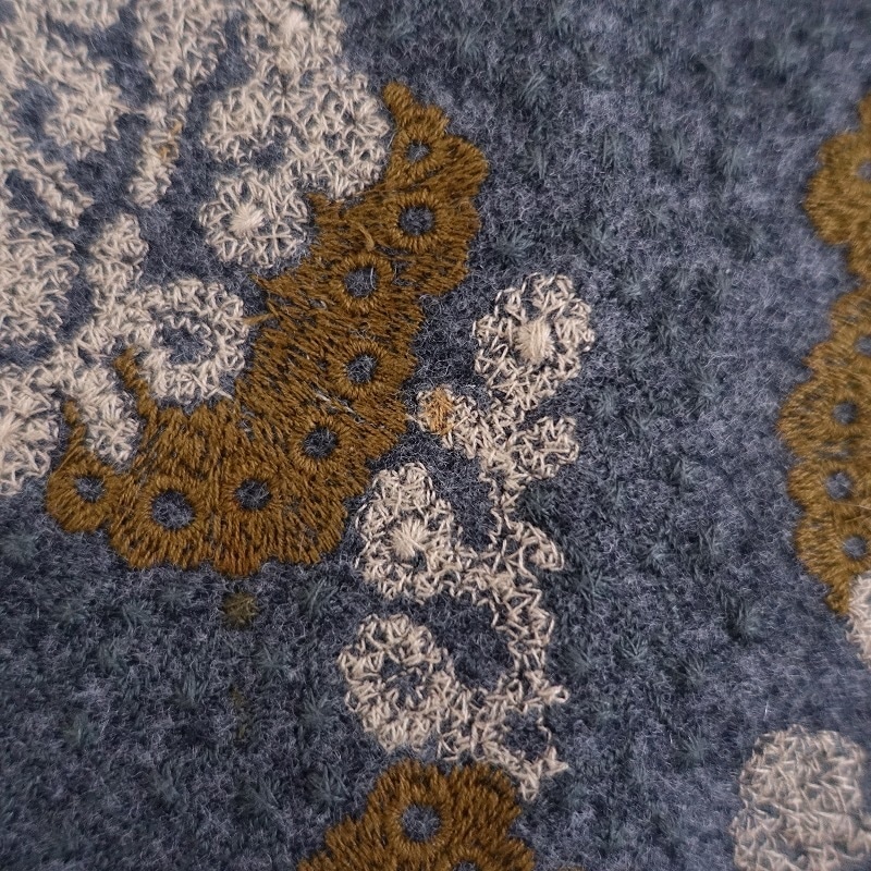ミナペルホネン mina perhonen happy camouflage ウール混刺繍