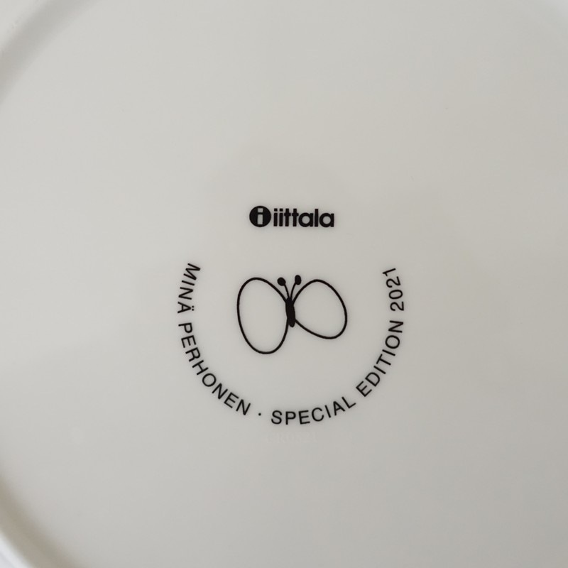 ���̲���2021ǯ���å���ߥߥʥڥ�ۥͥ� iittala��mina perhonen bird �ץ졼�� 21cm   (wa30-2511-150)��51L52��