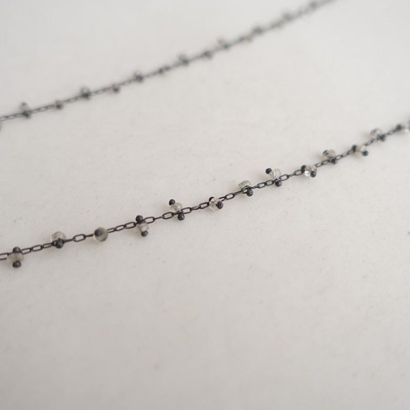 ��ARTS&SCIENCE�����ۥƥ󥵥�����ɥ��󥰥� TENTHOUSANDTHINGS white sapphires�ͥå��쥹   (kac30-2601-32)��02D62��