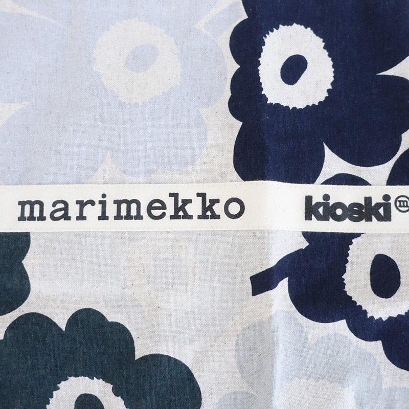 ���̲������ܸ���/���1.9��/�ޥ��å� marimekko Kioski Carrier Midi Unikko �ȡ��ȥХå�   (ba30-2604-353)��11F62��
