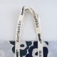 ���̲������ܸ���/���1.9��/�ޥ��å� marimekko Kioski Carrier Midi Unikko �ȡ��ȥХå�   (ba30-2604-353)��11F62��