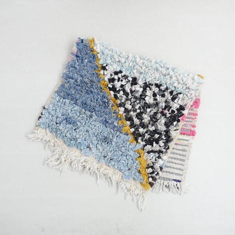��LIGHT YEARS������   BOUCHEROUITE RUG �ܥ���륦���åȥ饰   (jac30-2604-149)��03E62��