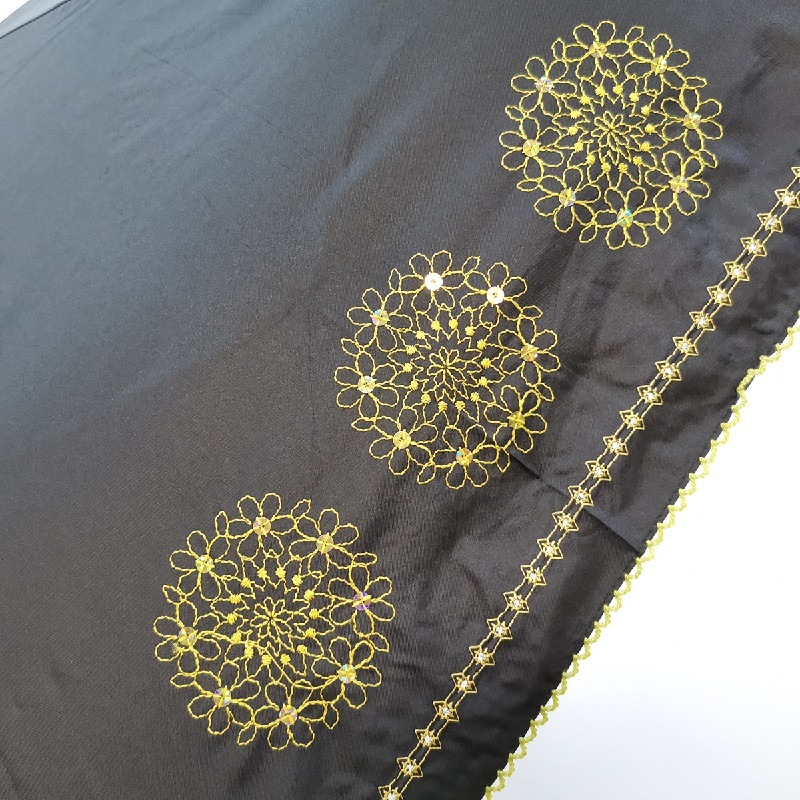 遮熱&遮光　ターキッシュフラワー刺繍　晴雨兼用3段折りたたみ傘　裏黒　コーティング
