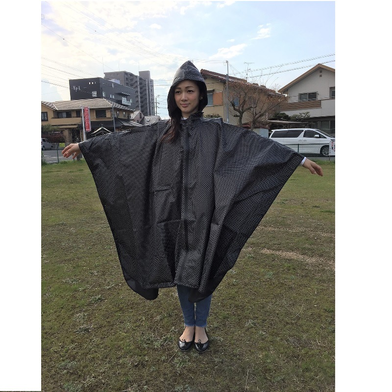 赤い羽根共同募金　募金百貨店プロジェクト【防災避難着】全身反射プリント　レインポンチョ【受注停止】