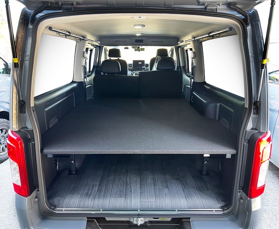 ♥【Aizu】マルチシェード NV350キャラバン プレミアムGX リア用