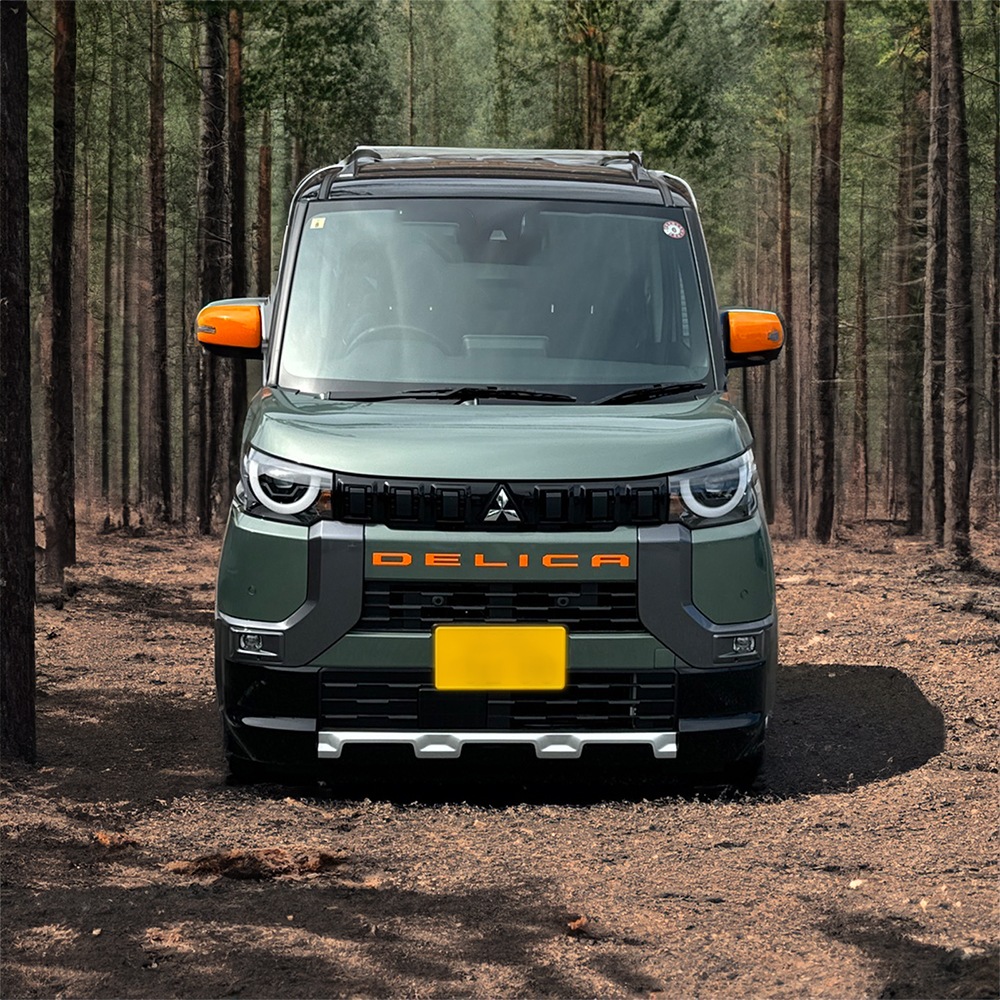 デリカミニ フロントロゴ アクティブギアアレンジ MZ577066