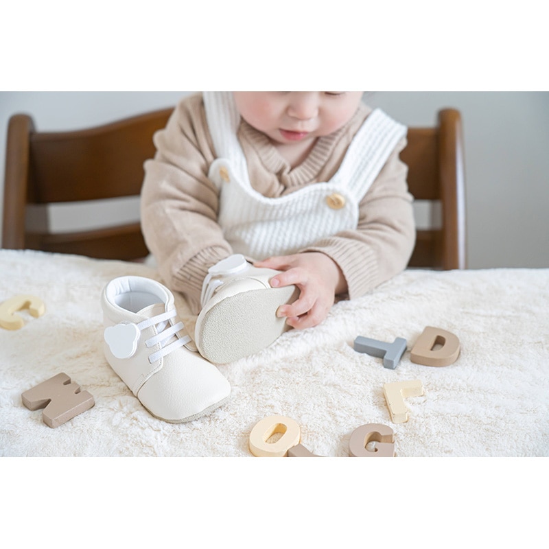 ファーストシューズ「くまさんのおさんぽ」