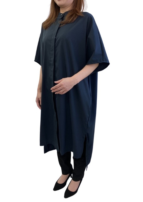 こっそりボタンの優しく伸びるワンピース