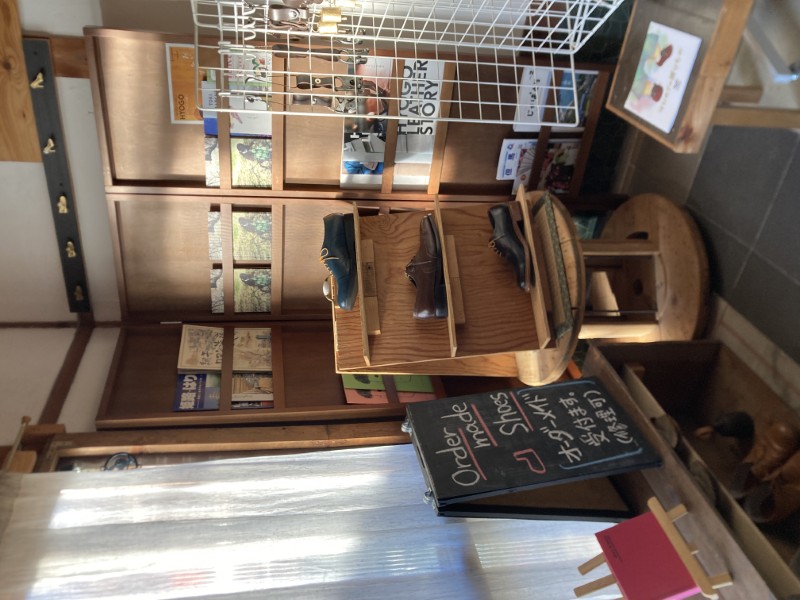 イシヅカ靴店　ステンレス芯内蔵 ハンディ靴ベラ