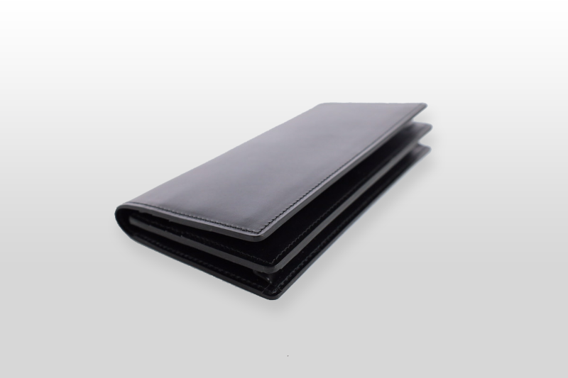 TAANNERR（タァンネリル）　ピットヌメ革　長財布