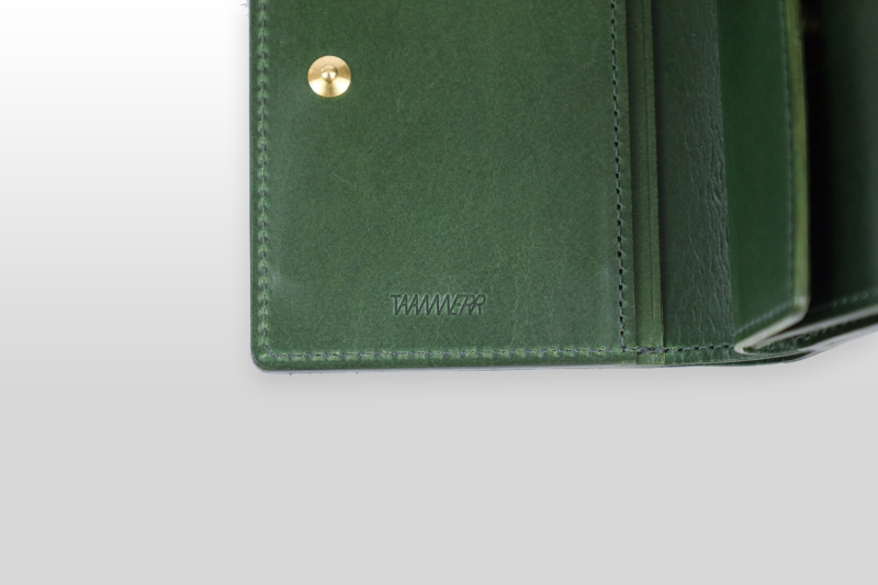 TAANNERR（タァンネリル）　ピットヌメ革　二つ折り財布