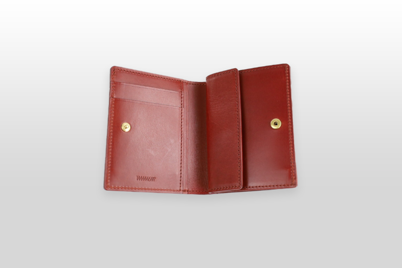 TAANNERR（タァンネリル）　ピットヌメ革　二つ折り財布