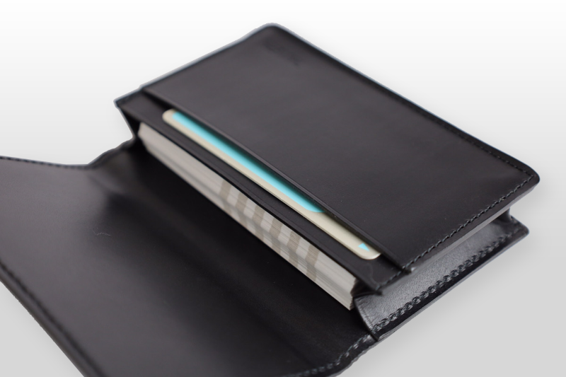 TAANNERR（タァンネリル）　ピットヌメ革　カードケース