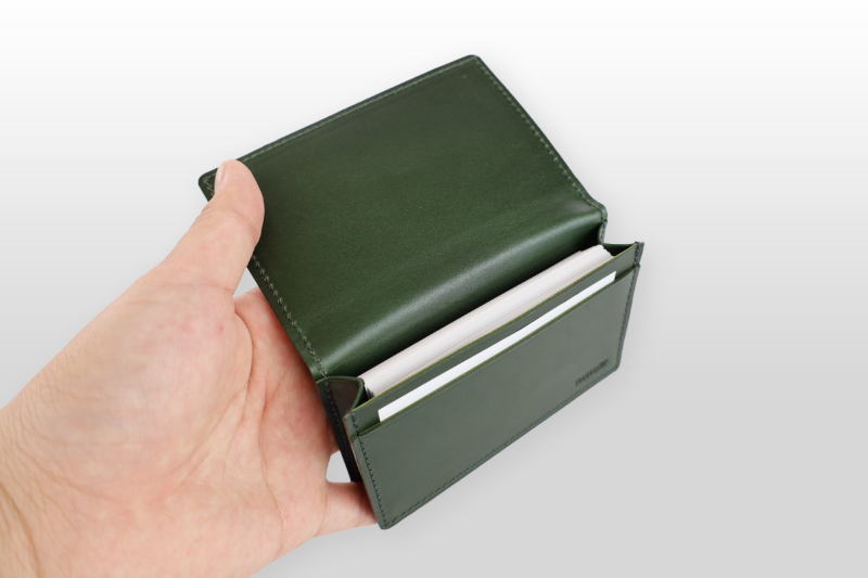 TAANNERR（タァンネリル）　ピットヌメ革　カードケース