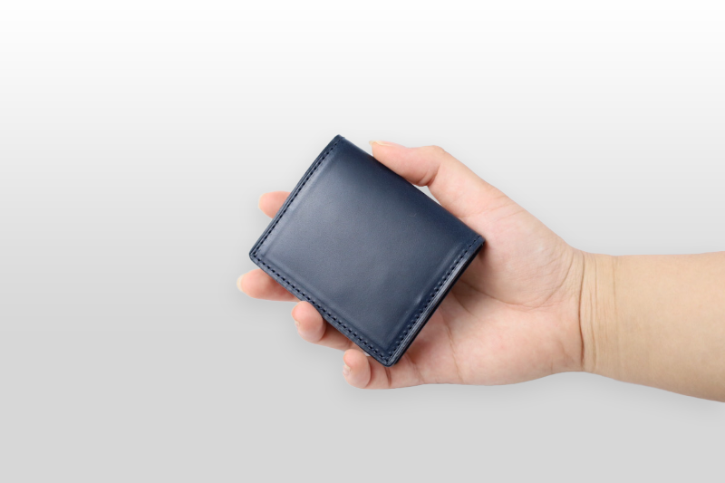 TAANNERR（タァンネリル）　ピットヌメ革　ボックスコインケース