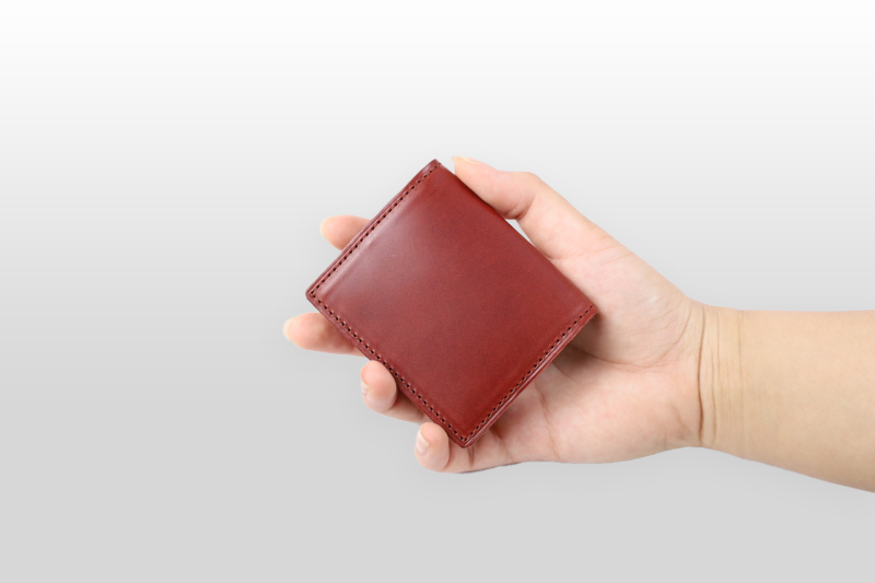 TAANNERR（タァンネリル）　ピットヌメ革　ボックスコインケース