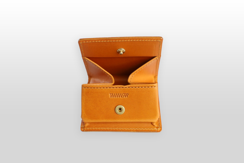 TAANNERR（タァンネリル）　ピットヌメ革　ボックスコインケース