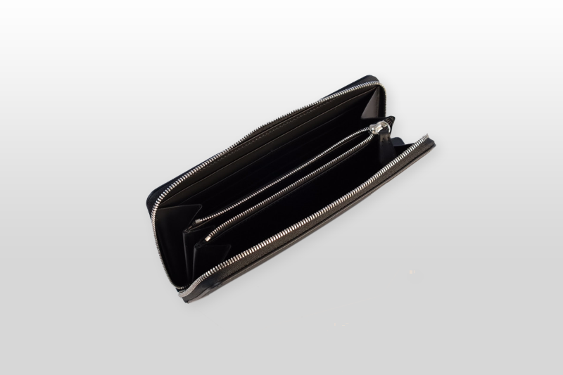 TAANNERR（タァンネリル）　撥水革　ラウンドジップ長財布