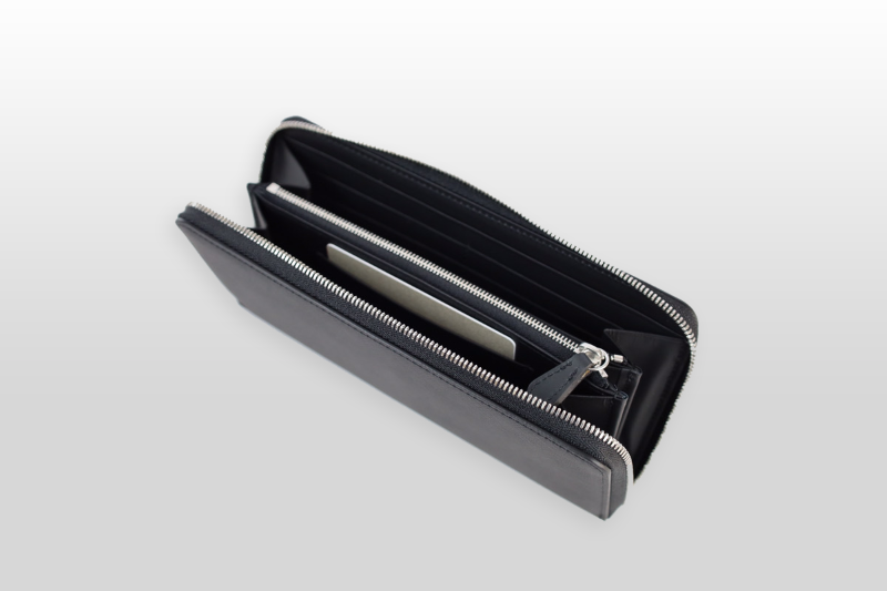 TAANNERR（タァンネリル）　撥水革　ラウンドジップ長財布