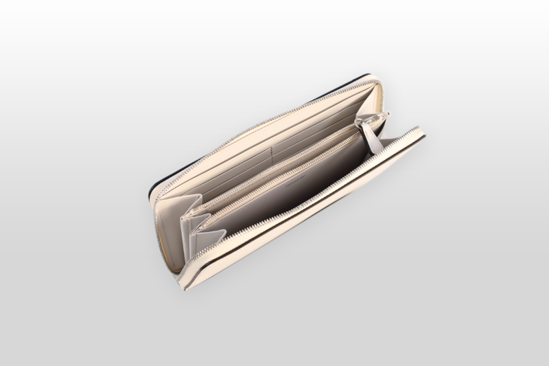 TAANNERR（タァンネリル）　撥水革　ラウンドジップ長財布