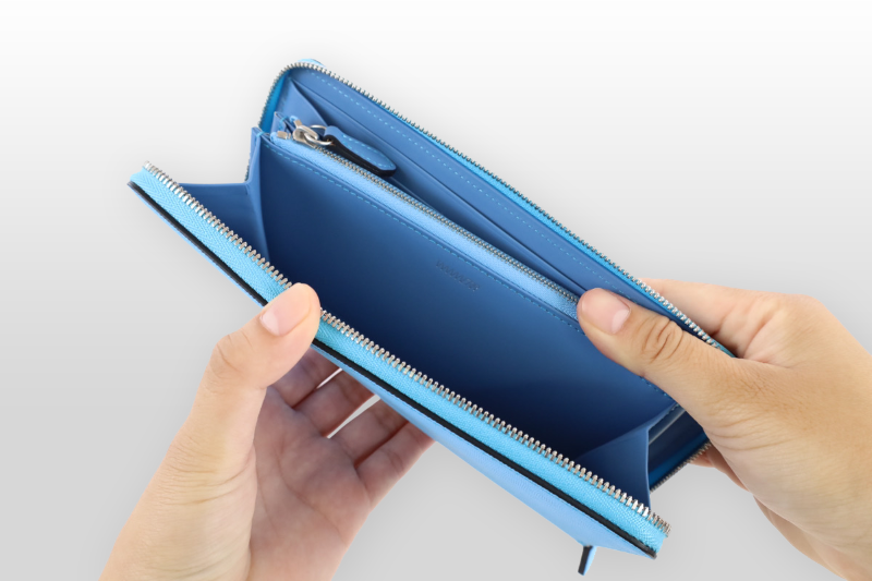 TAANNERR（タァンネリル）　撥水革　ラウンドジップ長財布