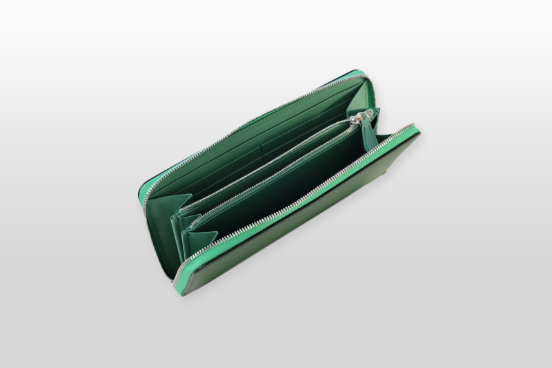 TAANNERR（タァンネリル）　撥水革　ラウンドジップ長財布