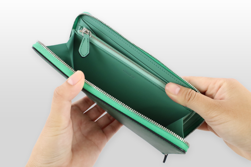 TAANNERR（タァンネリル）　撥水革　ラウンドジップ長財布