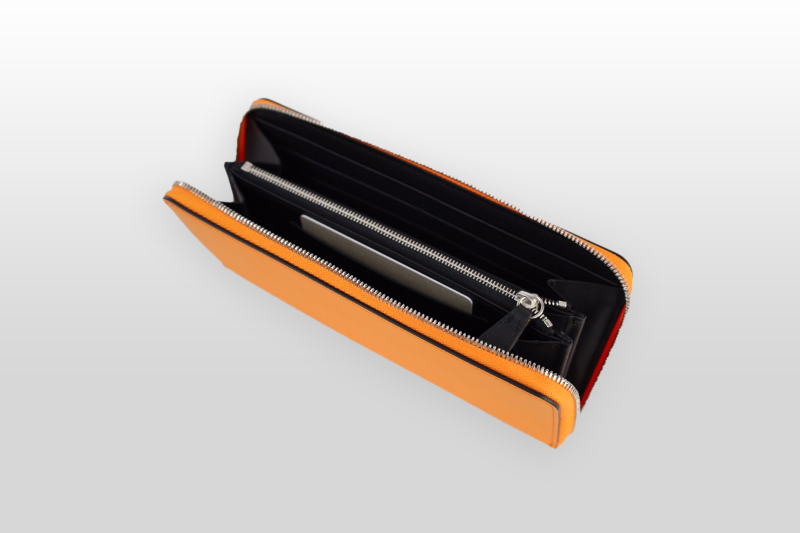 TAANNERR（タァンネリル）　撥水革　ラウンドジップ長財布