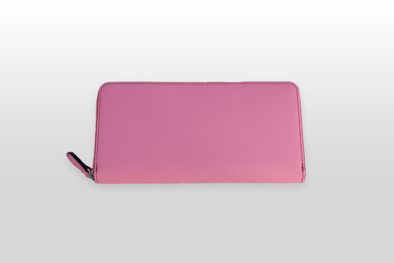 TAANNERR（タァンネリル）　撥水革　ラウンドジップ長財布