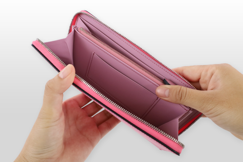 TAANNERR（タァンネリル）　撥水革　ラウンドジップ長財布