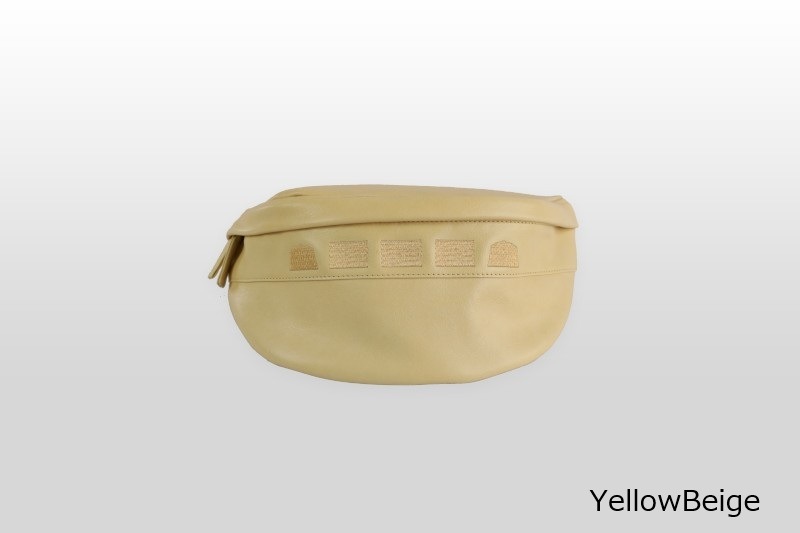 TAANNERR（タァンネリル）　撥水革　キャッスルボディバッグ