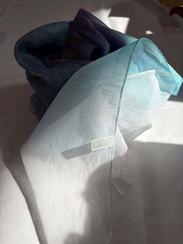 fabori 水彩のグラデーションストール