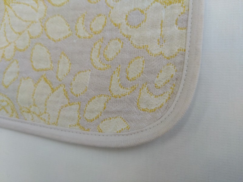 播州織オリジナルガーゼ　花鳥柄ハンドタオル