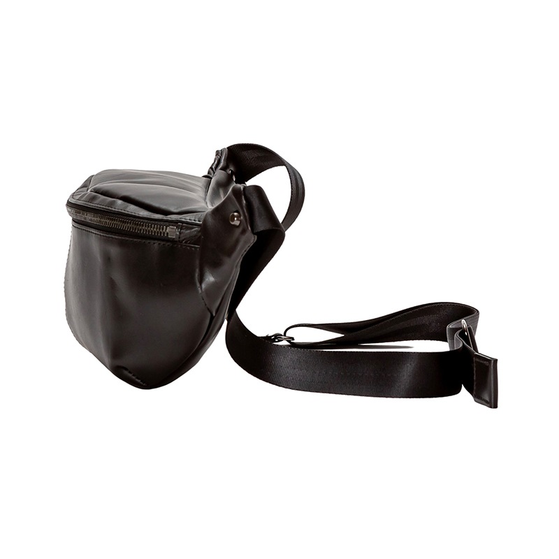 Tajima Cowhide　ボディーバッグ