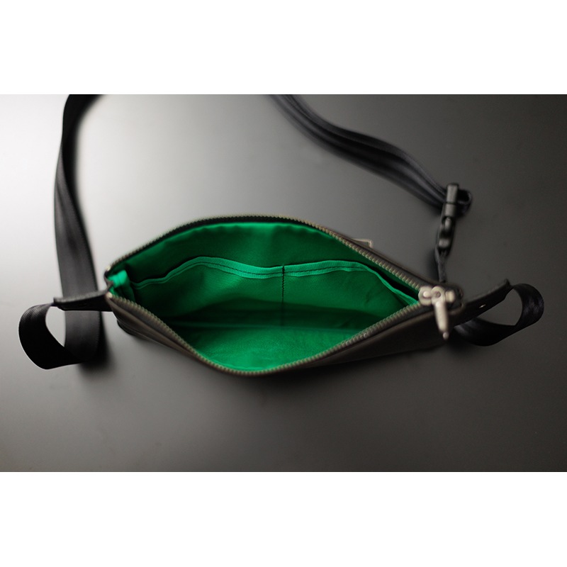 Tajima Cowhide　サコッシュ