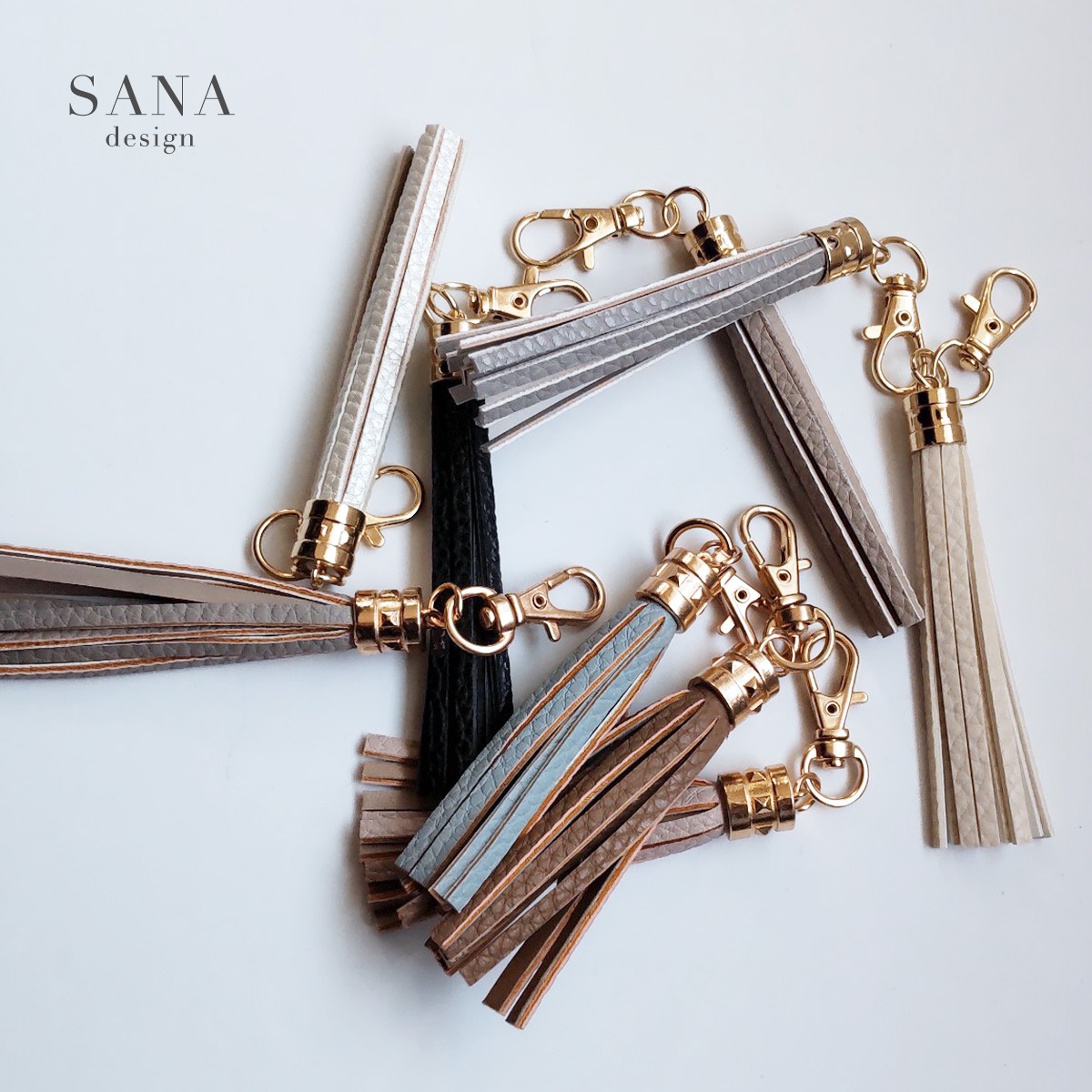 スマホ用 タッセル チャーム かわいい バッグチャーム【フリンジ