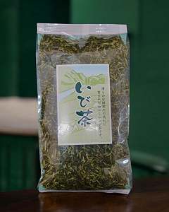 春摘み茎茶　